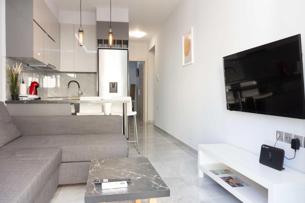 Luxury Apartment In Thessaloniki Centre ภายนอก รูปภาพ