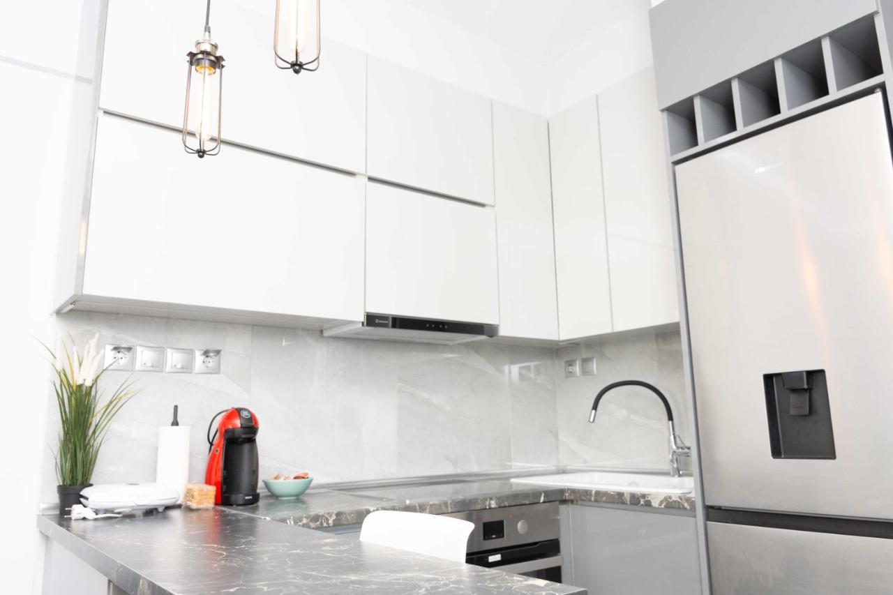 Luxury Apartment In Thessaloniki Centre ภายนอก รูปภาพ